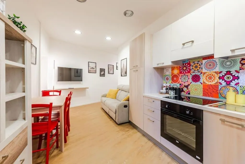 아파트 Varese Centro - Eleganza Con Comfort E Stile